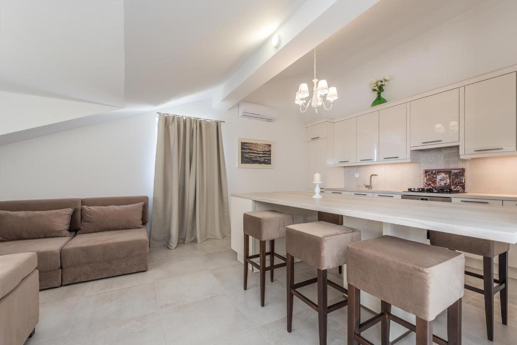 Villa Bella With Pool Novalja Ngoại thất bức ảnh