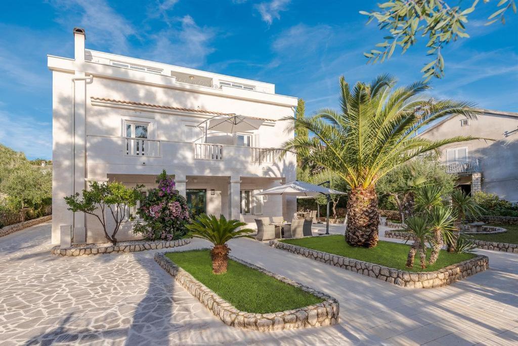 Villa Bella With Pool Novalja Ngoại thất bức ảnh